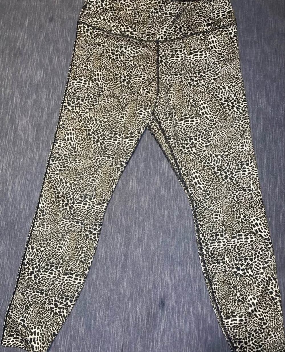 Nike Training One Sculpt Tight Cropped Leggings Leopard Sz XL